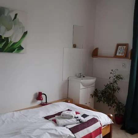 Paderewski Apartment *