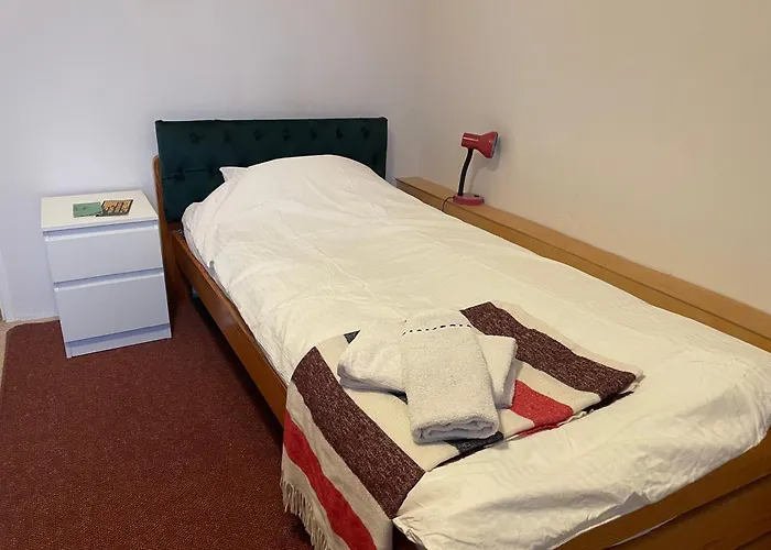 Paderewski Apartment *